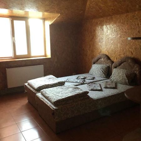 Кафе-Бар «У Дідуся» Vil'khy Экстерьер фото